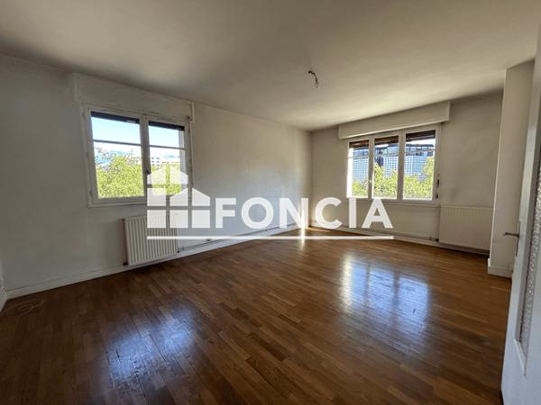 Location Appartement 2 pièces 53.5 m² - 20 BD JOSEPH VALLIER Grenoble 38000