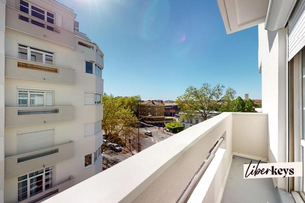 Superbe 3P lumineux avec balcons et vue dégagée – Triple exposition S/O