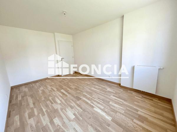 Location Appartement 4 pièces 85.78 m² - 70 RUE DE VERSOIX Ferney - Voltaire 01210