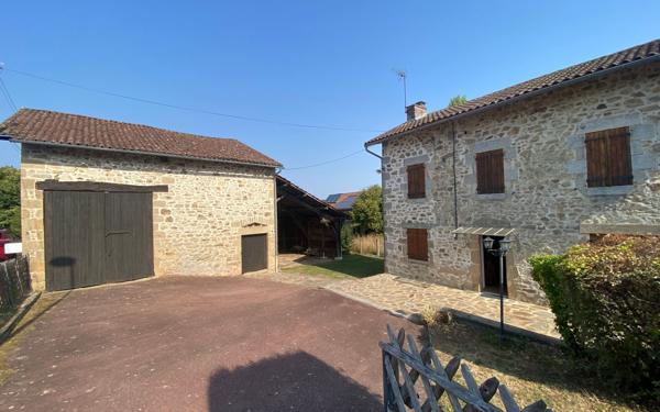 Maison à vendre    4 pièces •  Peyrilhac