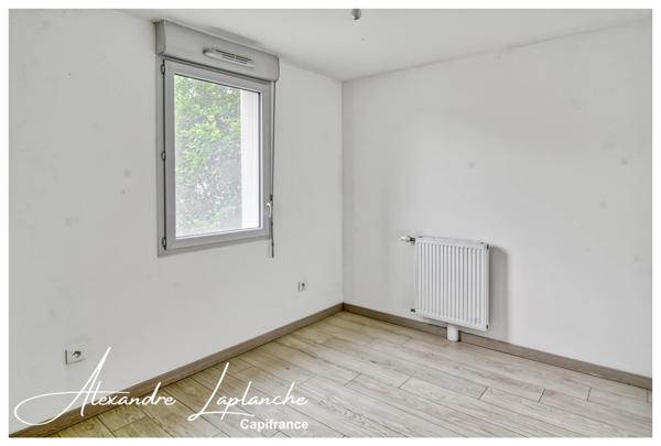 Appartement à vendre 3 pièces SAINT ORENS DE GAMEVILLE (31) avec terrasse et double parking privé en résidence sécurisée.