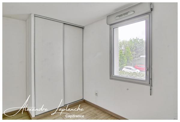 Appartement à vendre 3 pièces SAINT ORENS DE GAMEVILLE (31) avec terrasse et double parking privé en résidence sécurisée.