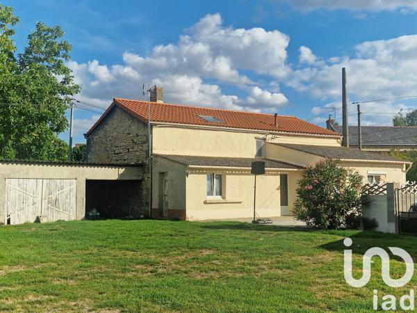 Maison à vendre 4 pièces 139 m² Doué-en-Anjou