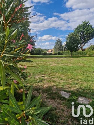 Maison à vendre 4 pièces 139 m² Doué-en-Anjou