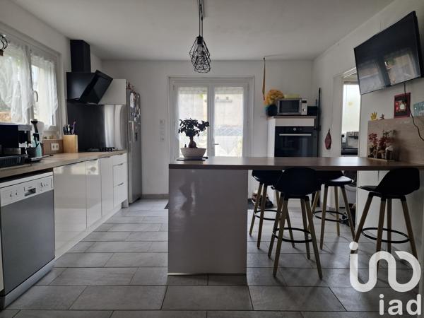 Maison à vendre 4 pièces 139 m² Doué-en-Anjou