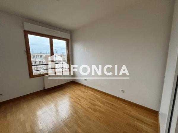 Location Appartement 4 pièces 105 m² - 10/12 CHEMIN DE LA PATELIERE Francheville 69340