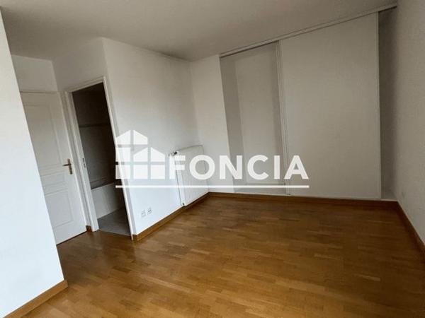 Location Appartement 4 pièces 105 m² - 10/12 CHEMIN DE LA PATELIERE Francheville 69340