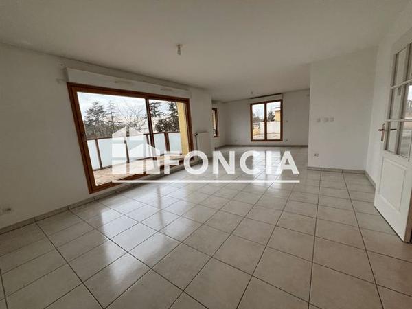 Location Appartement 4 pièces 105 m² - 10/12 CHEMIN DE LA PATELIERE Francheville 69340