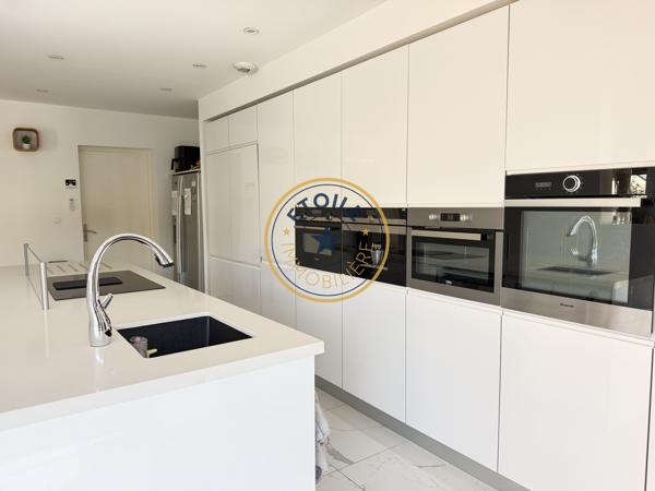 Montreuil-Juigné : maison T5 avec piscine à vendre
