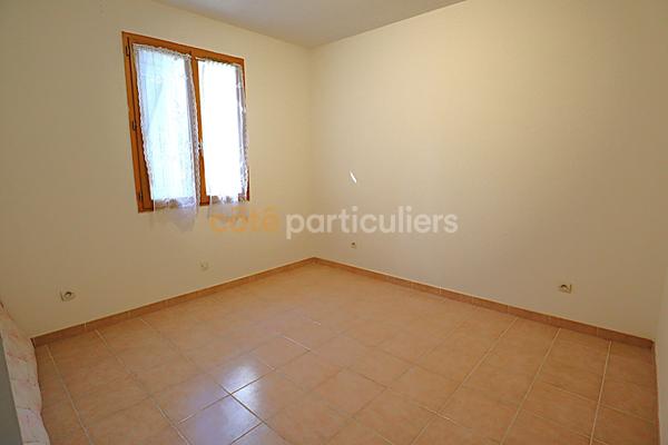 Vente
                Maison90 m² - 4 Pièces -
                    MONTAUROUX (83440)