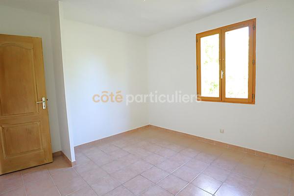Vente
                Maison90 m² - 4 Pièces -
                    MONTAUROUX (83440)