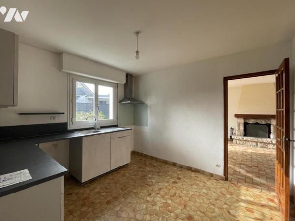 Maison familiale avec garage – Séné, quartier de la Grenouillère