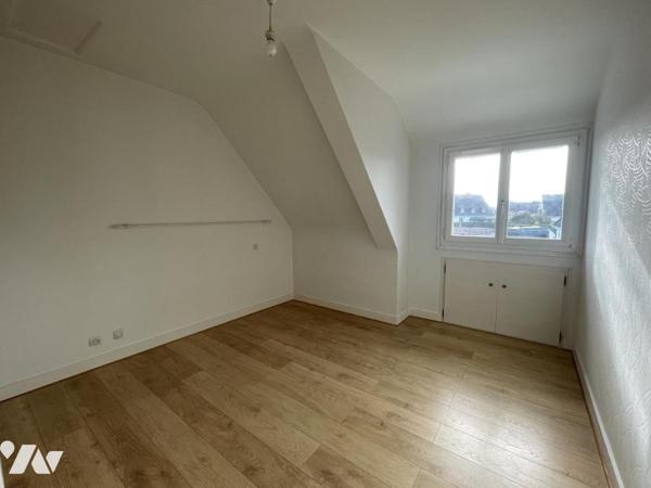 Maison familiale avec garage – Séné, quartier de la Grenouillère