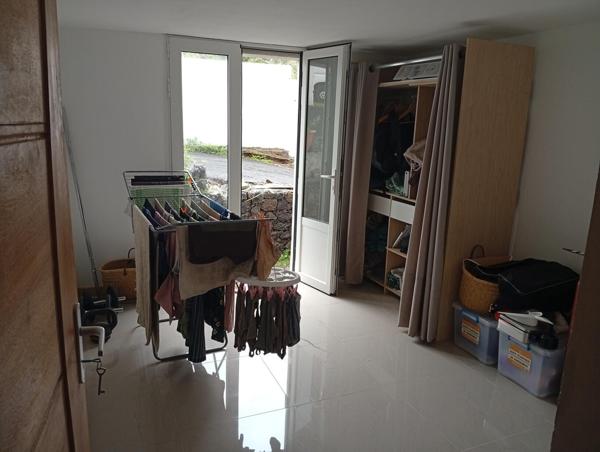 Ensemble Immobilier / Terrain 812m2 / Le Tampon /303100€