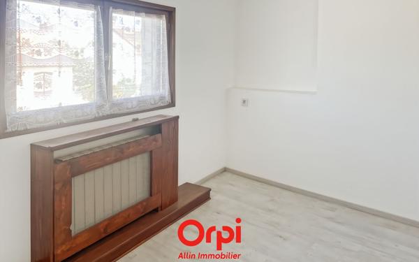 Maison à vendre    3 pièces • 88 m2 Désertines