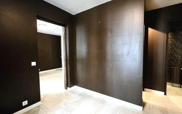 Maison à vendre    5 pièces •  La Ferté-Alais