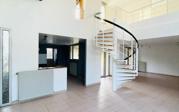 Maison à vendre    5 pièces • 136 m2 Meaux
