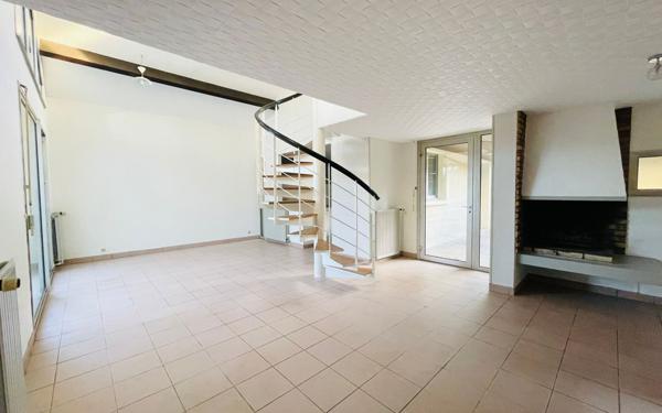 Maison à vendre    5 pièces • 136 m2 Meaux