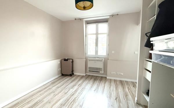 Appartement à vendre    3 pièces • 65 m2 Villiers-sur-Marne