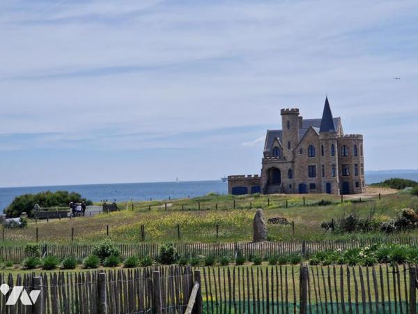 QUIBERON (56) Studio avec balcon - Cave - Parking