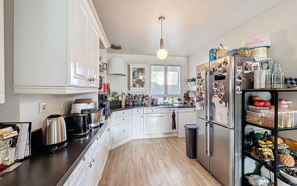 Appartement à vendre    4 pièces • 86,64 m2 Montigny-le-Bretonneux