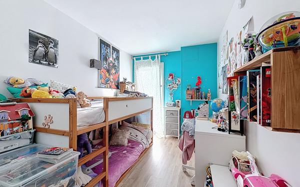 Appartement à vendre    4 pièces • 86,64 m2 Montigny-le-Bretonneux