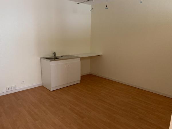 Local commercial Segre En Anjou Bleu 35.03 m2