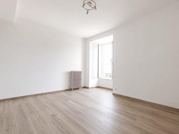 Maison à vendre à La Bazouge-du-Désert (35420) - Ille-et-Vilaine