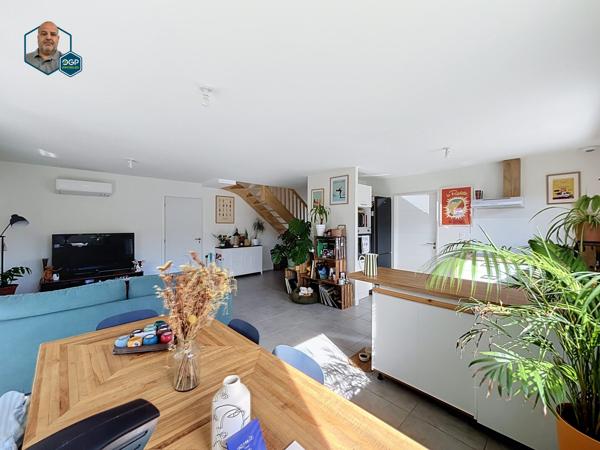 Maison de 96 m2 avec terrasse, jardin et garage à louer à Montbartier