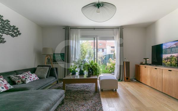 Maison à vendre    3 pièces •  Saint-Thibault-des-Vignes