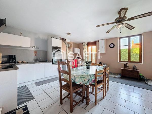 Maison traditionnelle et Terrain à Bâtir