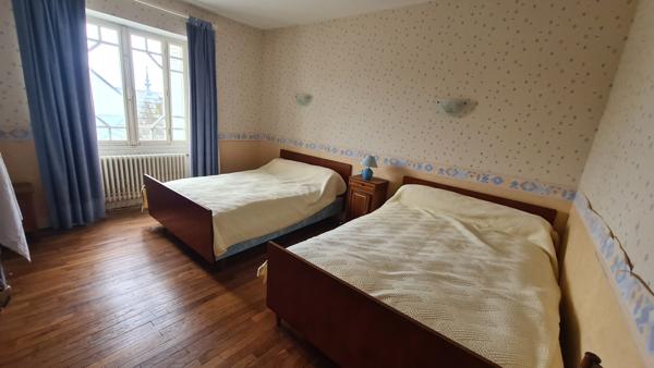 Maison 9 pièces - 210 m²