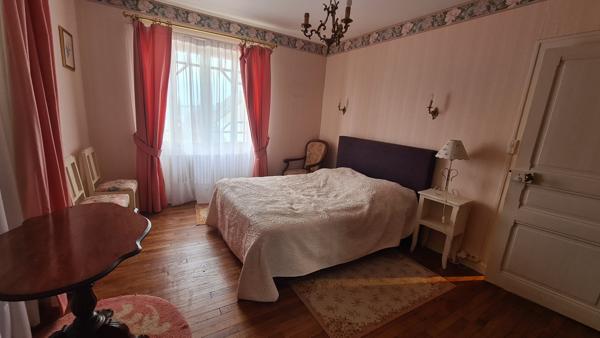 Maison 9 pièces - 210 m²