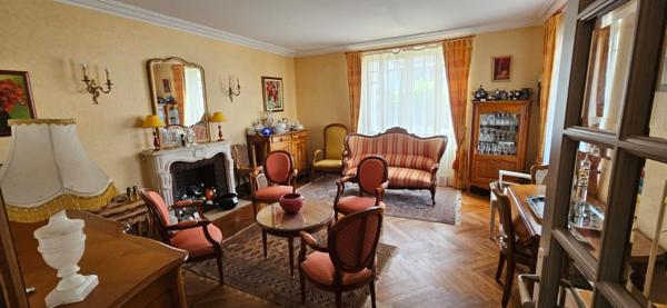 Maison 9 pièces - 210 m²