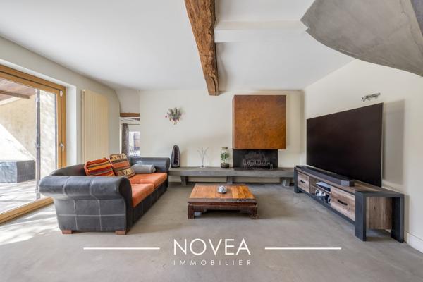 Maison familiale avec piscine – 170 m² – 4 chambres – Ternay
