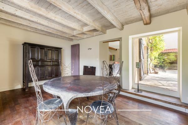 Maison familiale avec piscine – 170 m² – 4 chambres – Ternay