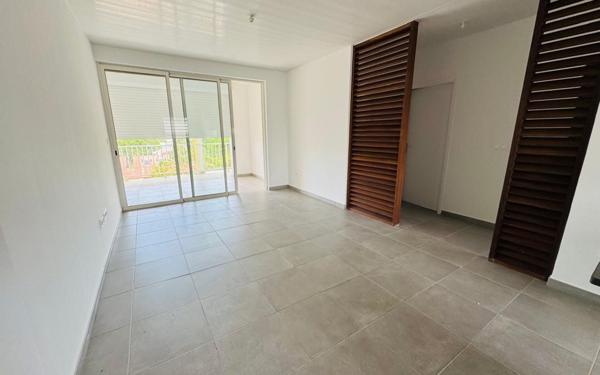 Appartement à louer    3 pièces •  Remire-Montjoly