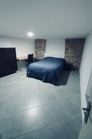 À vendre - Maison ancienne, 4 pièces située à Gonfaron (83590)