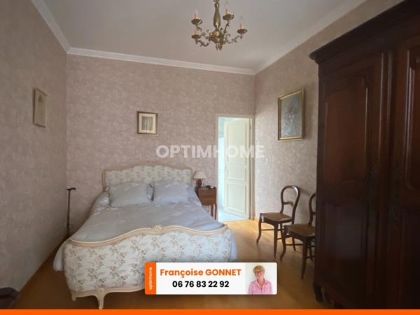 Maison de caractère - 5 pièces - 145 m² - 138 000 € - CHATEAUMEILLANT