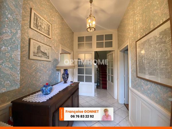 Maison de caractère - 5 pièces - 145 m² - 138 000 € - CHATEAUMEILLANT