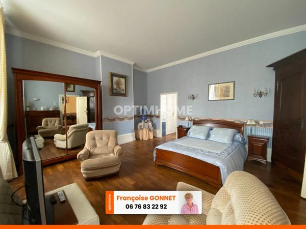 Maison de caractère - 5 pièces - 145 m² - 138 000 € - CHATEAUMEILLANT