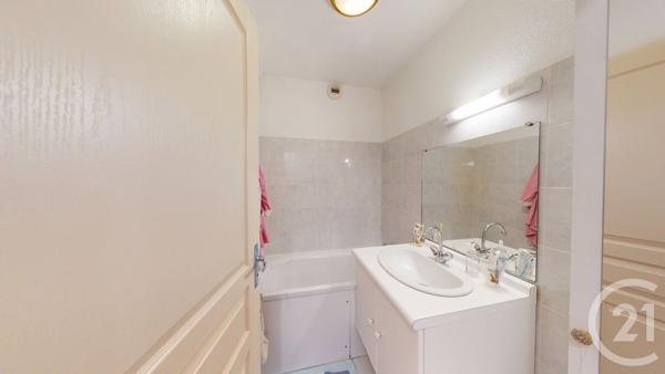 Appartement F4 à vendre  4 pièces - 80,45 m2 DOLE - 39