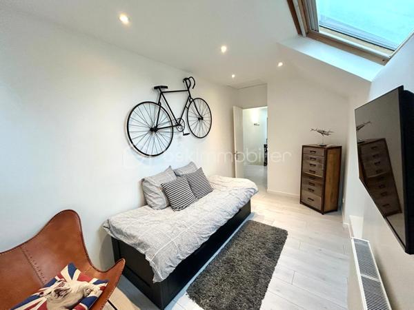 Demeure de 251,13 m²