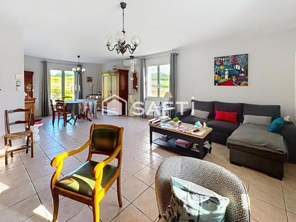 Maison avec jardin et garage