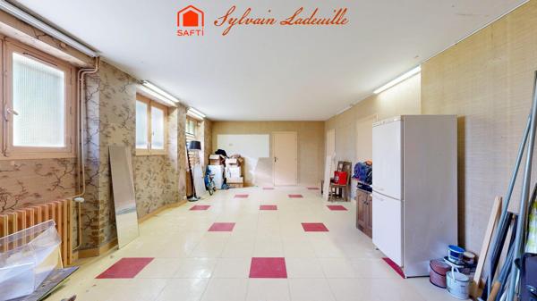 Maison 180 M2 habitables sur 2089 M2 de terrain