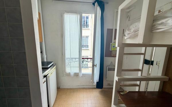 Appartement à vendre    1 pièce • 8,30 m2 Paris 11
