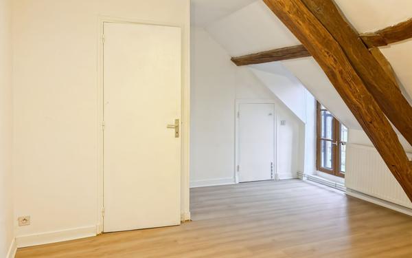 Maison à louer    4 pièces •  Chaumont-sur-Tharonne