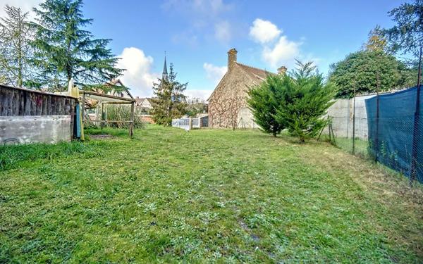 Maison à louer    4 pièces •  Chaumont-sur-Tharonne