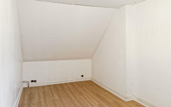 Maison à louer    4 pièces •  Chaumont-sur-Tharonne