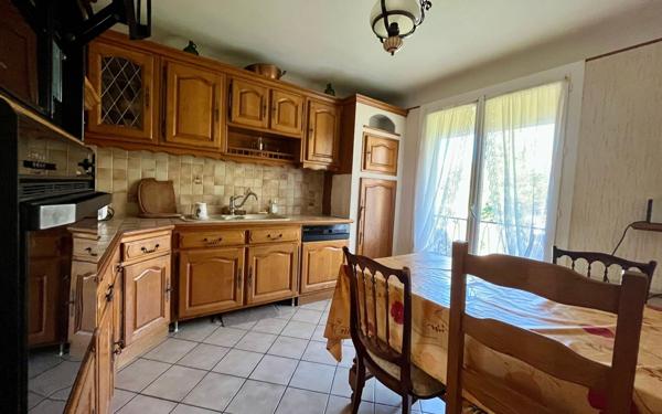 Maison à vendre    4 pièces • 89,74 m2 Pélissanne